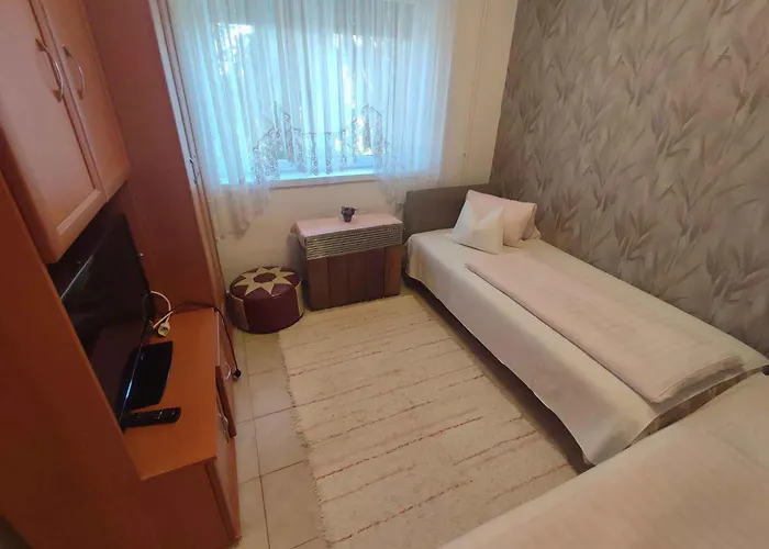 In - Balaton 50840 Apartament